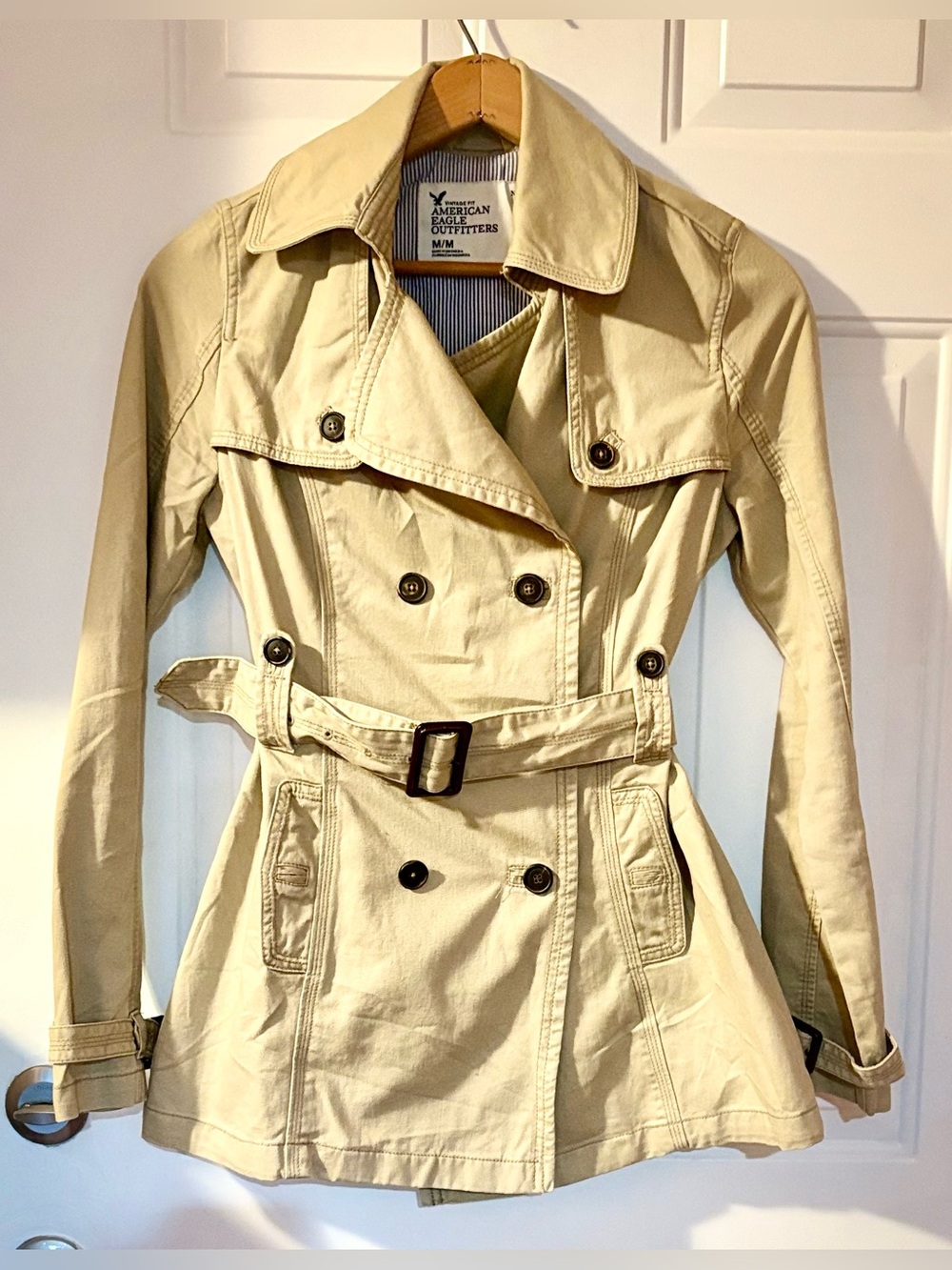 Tan Cotton trench coat, American Eagle Outfitters Vintage Fit Women’s size M/M
